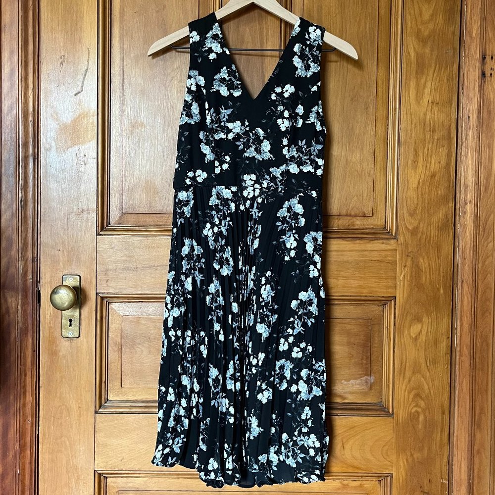 Banana Republic Pleated Dress